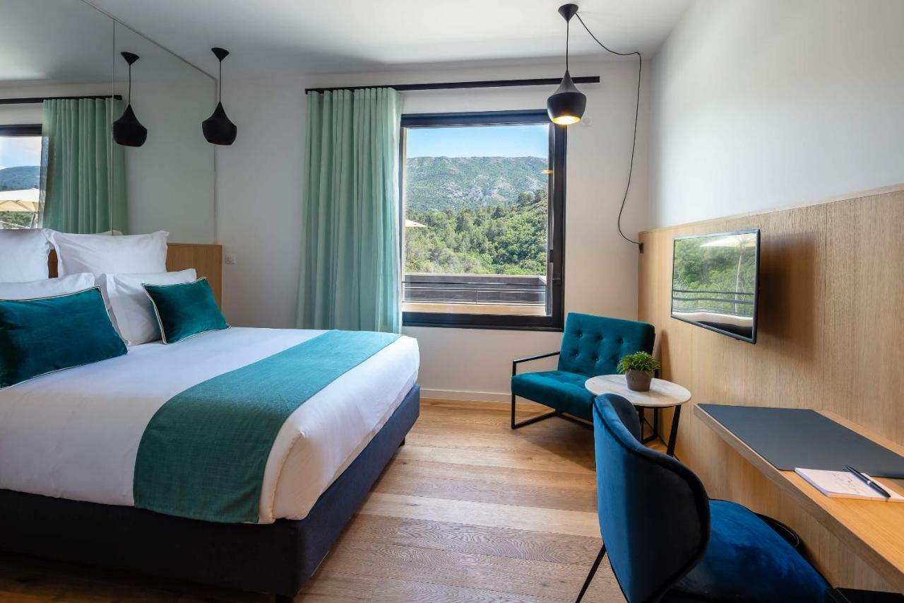 Hôtel Sainte Victoire Vauvenargues Extérieur photo